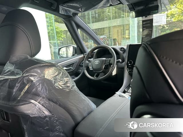 Toyota Alphard 2025 Белый из Китая, фото 4