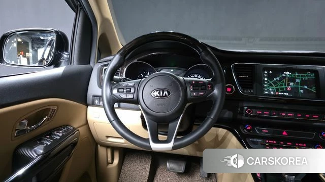 Kia The New Carnival 2018 Черный из Кореи, фото 4