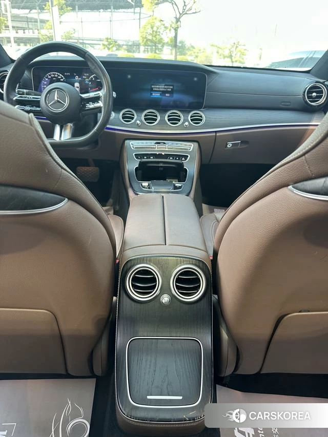 Mercedes-Benz E-Class 2023 Черный из Китая, фото 4