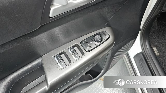 Kia Sportage 4th Generation 2018 Белый из Кореи, фото 4