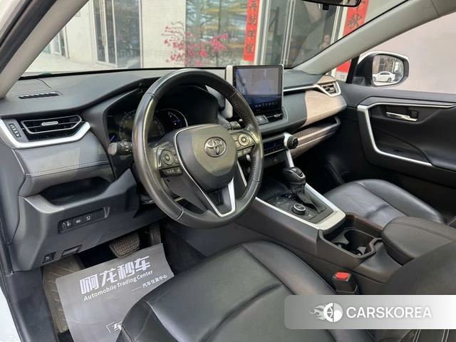 Toyota RAV4 2022 Белый из Китая, фото 4