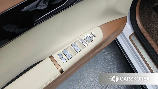 Hyundai Grandeur Hybrid (GN7) 2024 Белый из Кореи, фото 4