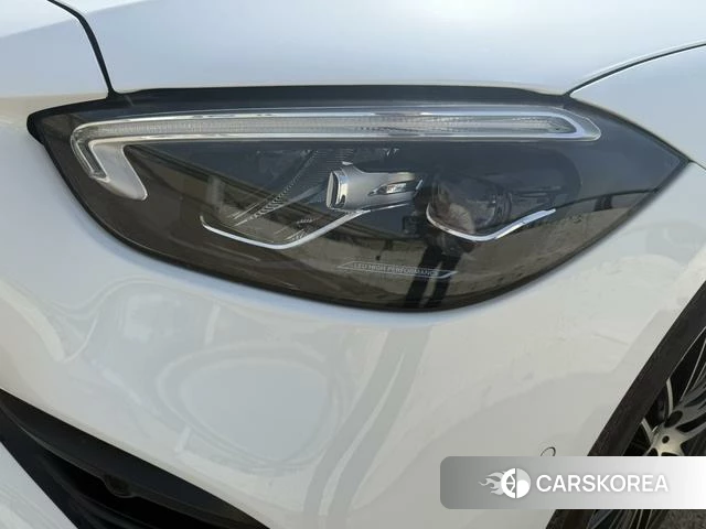 Mercedes-Benz C-class 2023 Белый из Китая, фото 4