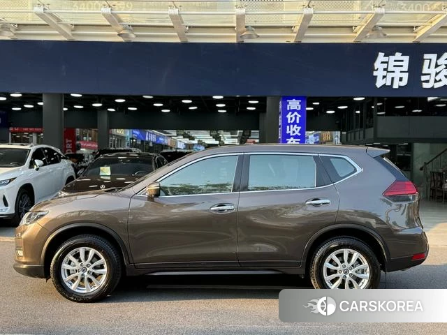 Nissan X-Trail 2020 Коричневый из Китая, фото 4