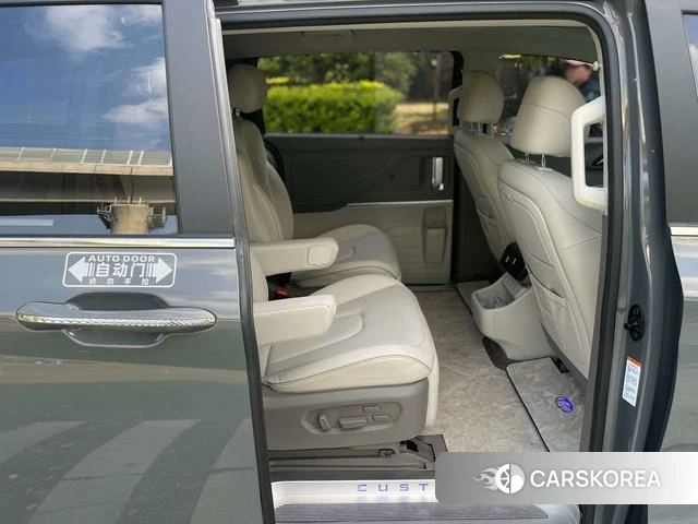 Hyundai Custo 2023 Темно-серый из Китая, фото 4