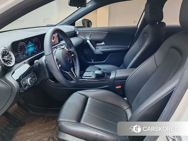 Mercedes-Benz A-Class 2021 Белый из Китая, фото 4