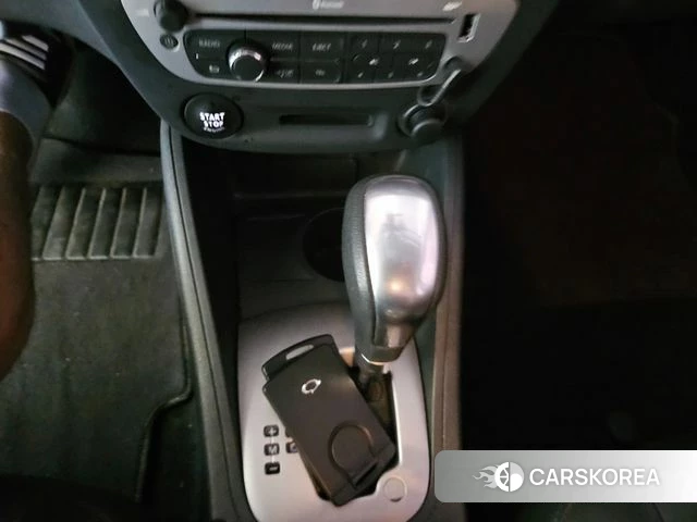Renault Korea (Samsung) SM3 Neo 2019 Серебристо-серый из Кореи, фото 4