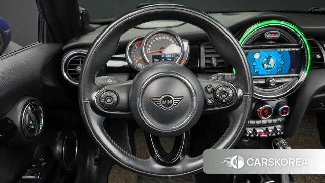Mini Cooper Convertible 2019 Синий из Кореи, фото 4