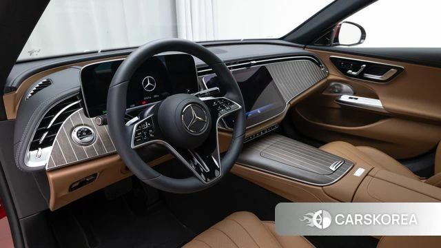 Mercedes-Benz E-Class W214 2025 Красный из Кореи, фото 4