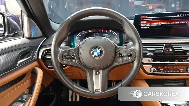 BMW 5 Series (G30) 2022 Черный из Кореи, фото 4
