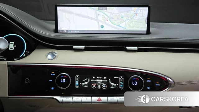 Genesis GV70 2023 Черный из Кореи, фото 4