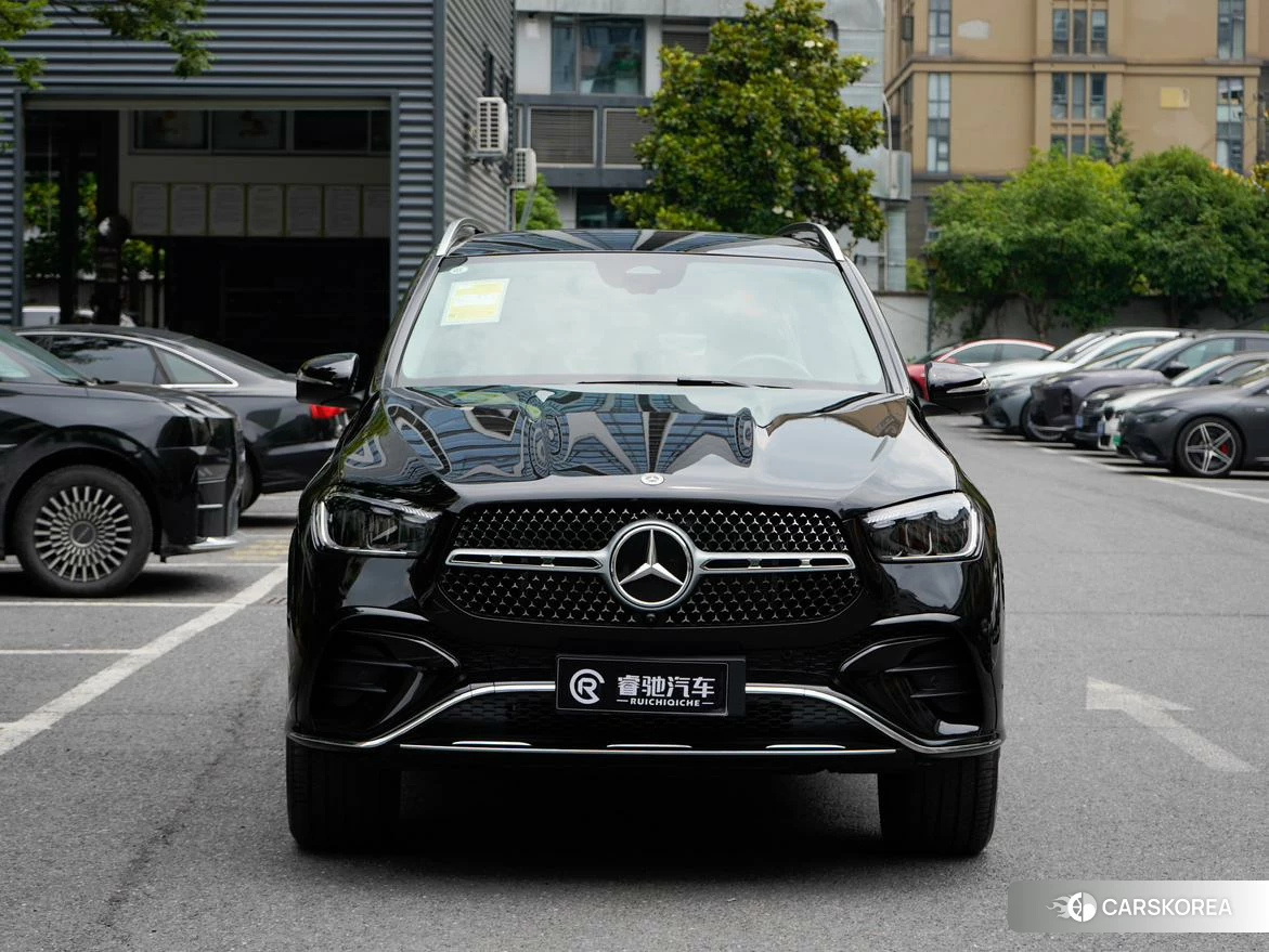 Mercedes-Benz GLE 2024 Черный из Китая, фото 4