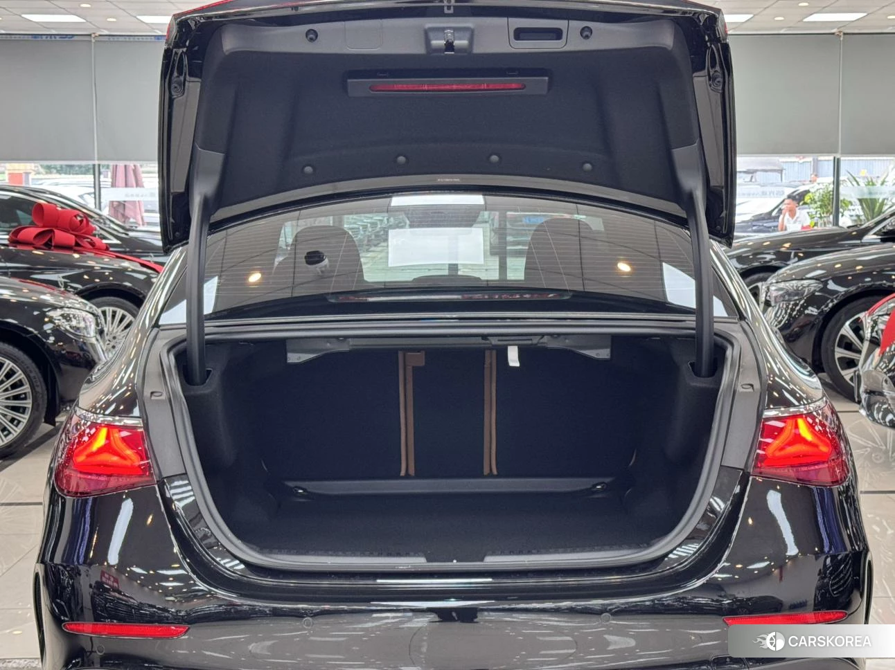 Mercedes-Benz E-Class 2024 Черный из Китая, фото 4