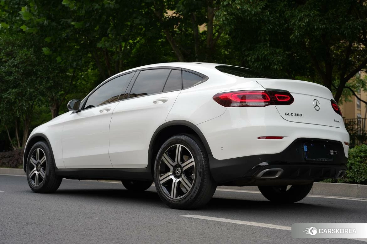 Mercedes-Benz GLC 2021 Белый из Китая, фото 4