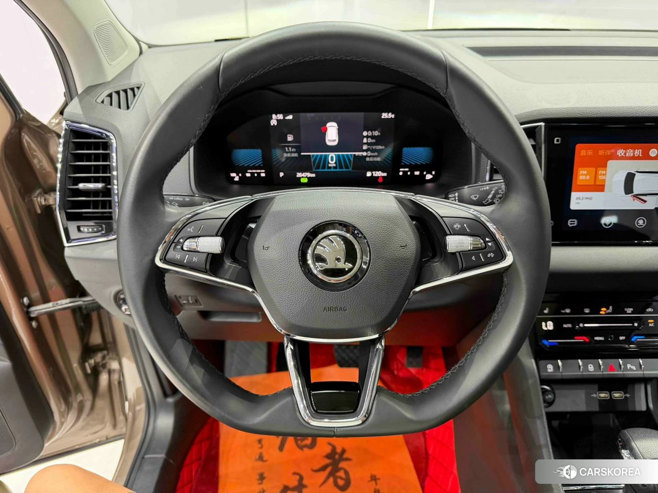 Skoda Karoq 2022 Желтый из Китая, фото 4