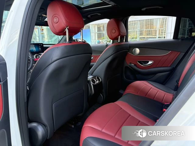 Mercedes-Benz GLC 2021 Белый из Китая, фото 4