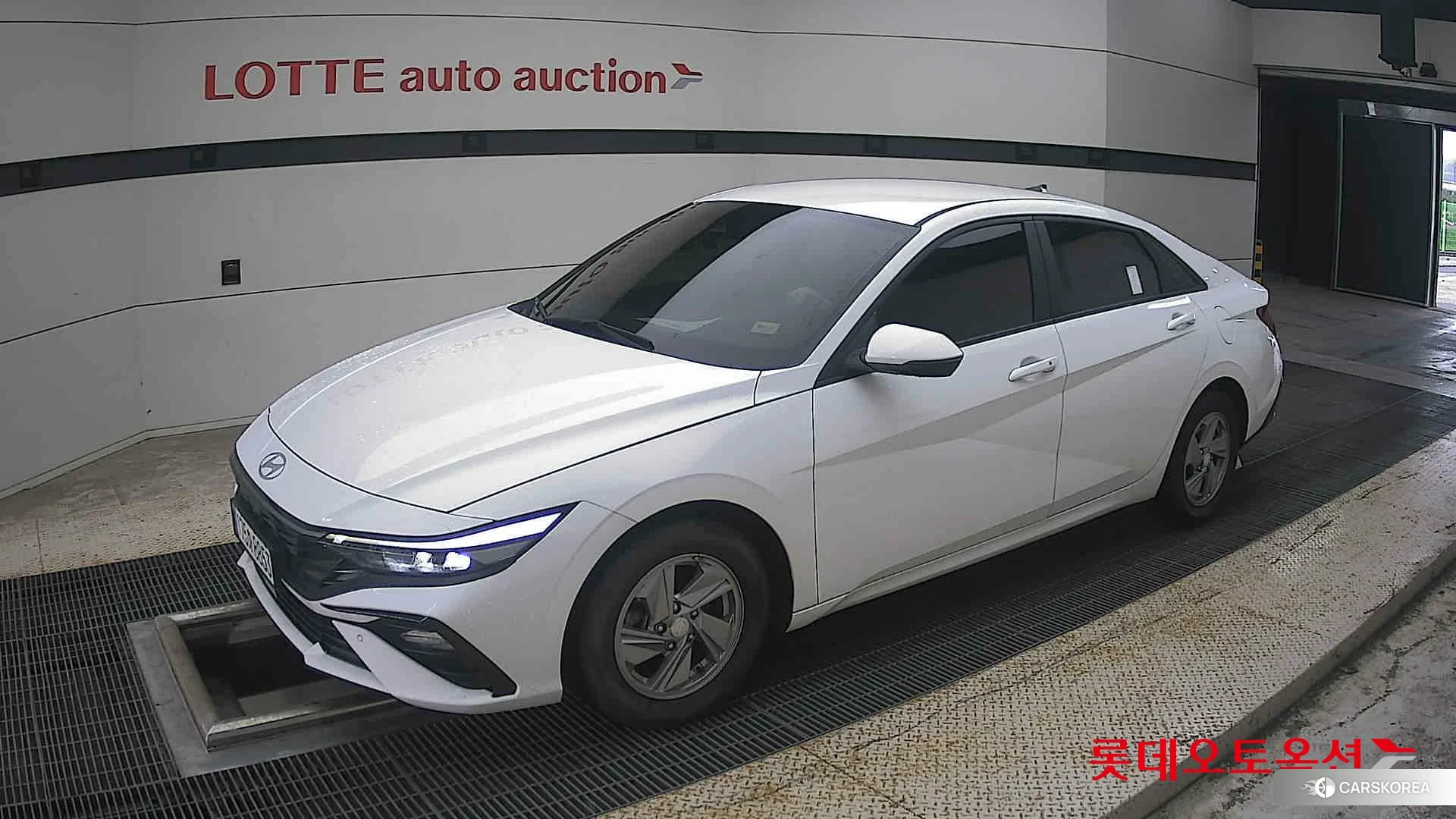 Hyundai Avante 2024 Atlas White из Кореи, фото 4