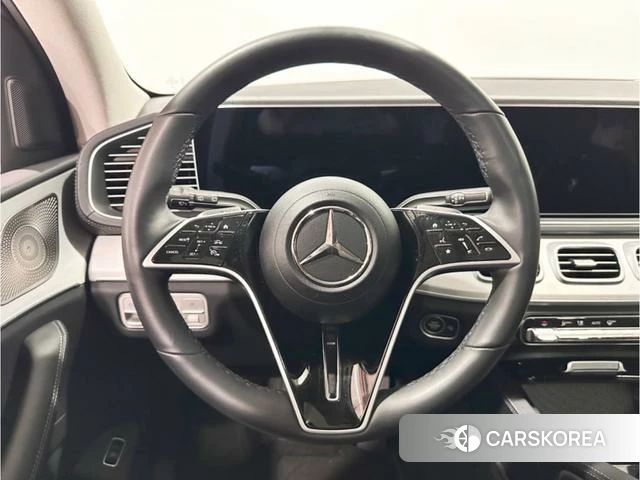 Mercedes-Benz GLE 2023 Черный из Китая, фото 4