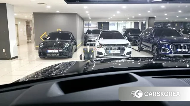 Land Rover Range Rover Evoque 2nd Generation 2025 Белый из Кореи, фото 4