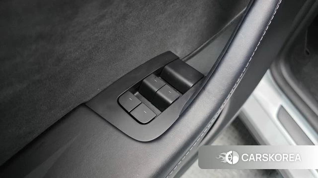 Tesla Model Y 2022 Белый из Кореи, фото 4
