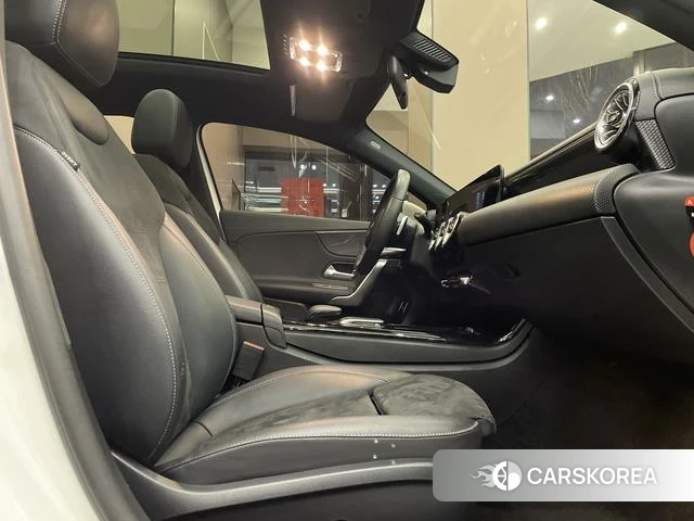 Mercedes-Benz A-Class 2022 Белый из Китая, фото 4