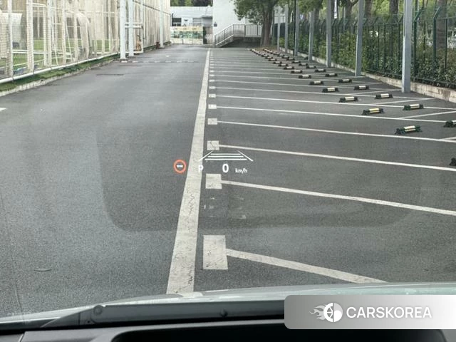 Toyota Alphard 2023 Белый из Китая, фото 4
