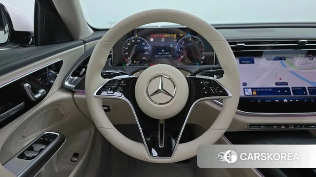 Mercedes-Benz E-Class W214 2026 Белый из Кореи, фото 4