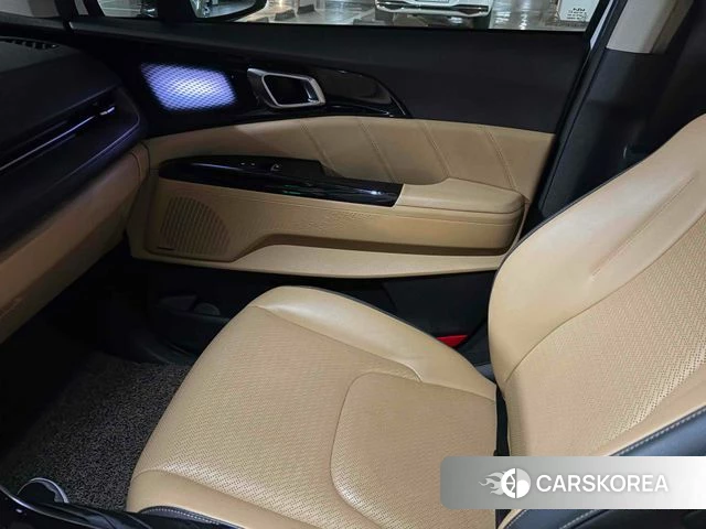 Kia Carnival 4th generation 2023 Белый из Кореи, фото 4