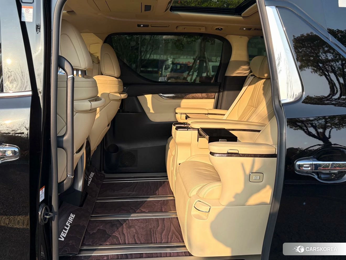 Toyota Vellfire 2021 Черный из Китая, фото 4