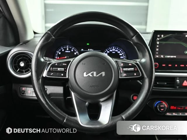 Kia The New K3 2nd generation 2021 Белый из Кореи, фото 4