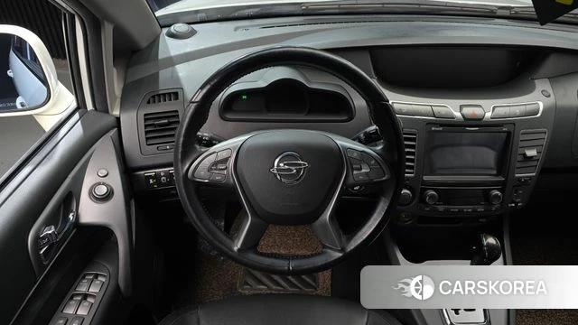 Ssangyong Korando Turismo 2019 Белый из Кореи, фото 4