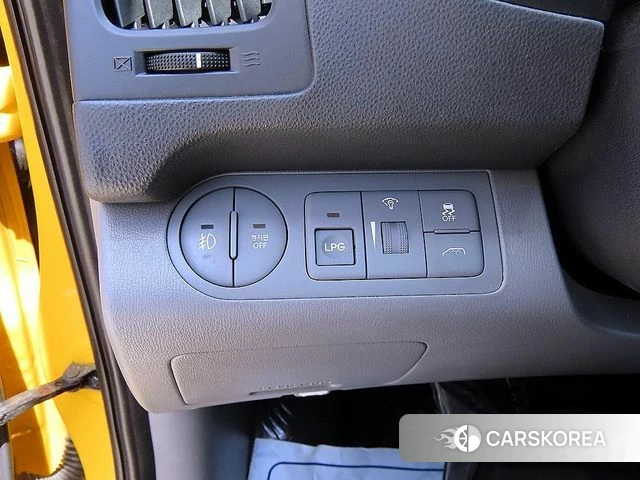 Hyundai The New Grand Starex 2019 Желтый из Кореи, фото 4