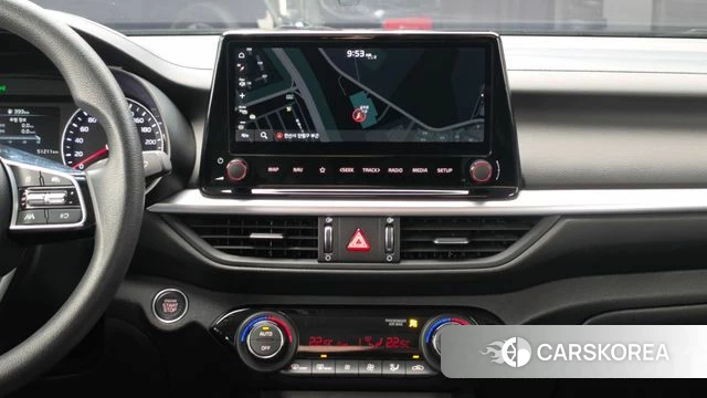 Kia The New K3 2nd generation 2022 Белый из Кореи, фото 4