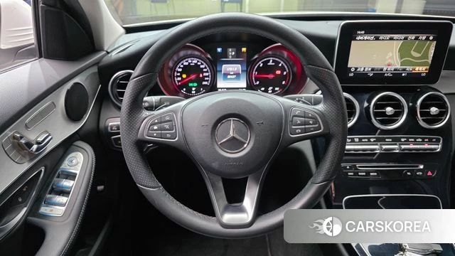 Mercedes-Benz C-Class W205 2018 Белый из Кореи, фото 4