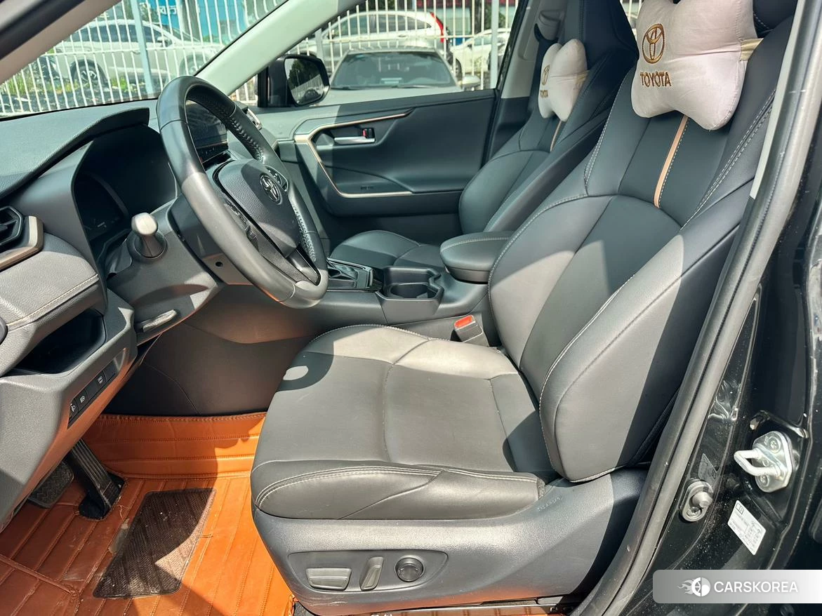 Toyota Wildlander 2024 Черный из Китая, фото 4