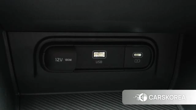 Kia Sportage 5th Generation 2022 Белый из Кореи, фото 4
