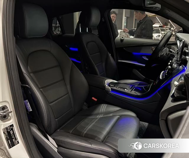 Mercedes-Benz GLC 2021 Белый из Китая, фото 4