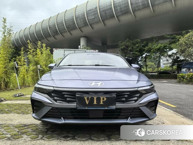 Hyundai Elantra 2024 Синий из Китая, фото 4