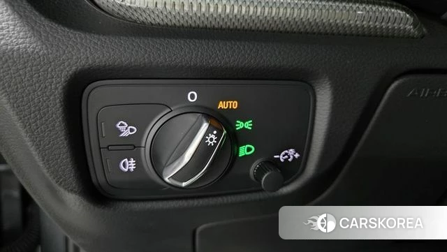 Audi New A3 2020 Серый из Кореи, фото 4