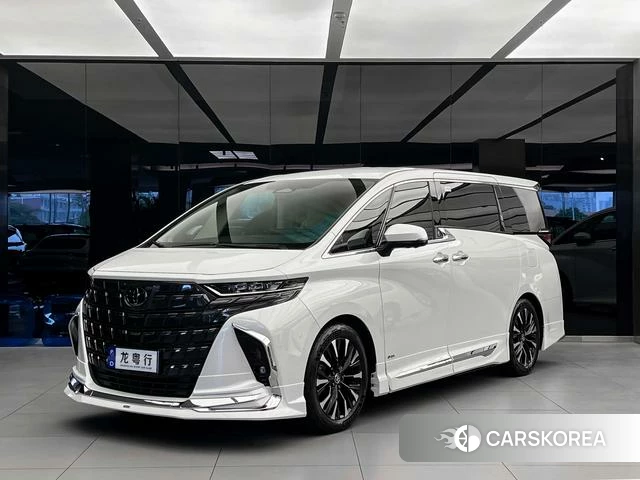 Toyota Alphard 2025 Белый из Китая, фото 4