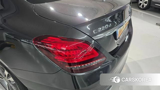 Mercedes-Benz C-Class W205 2021 Серый из Кореи, фото 4