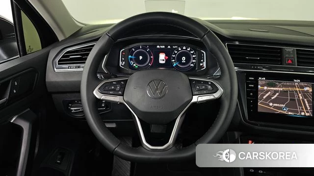 Volkswagen Tiguan second Generation 2021 Черный из Кореи, фото 4