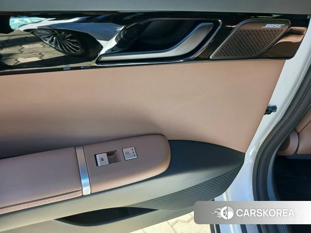 Hyundai Grandeur (GN7) 2025 Белый из Кореи, фото 4