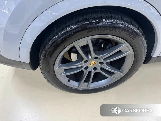 Porsche Cayenne (PO536) 2023 Белый из Кореи, фото 4