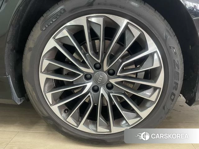 Audi A6L 2021 Черный из Китая, фото 4
