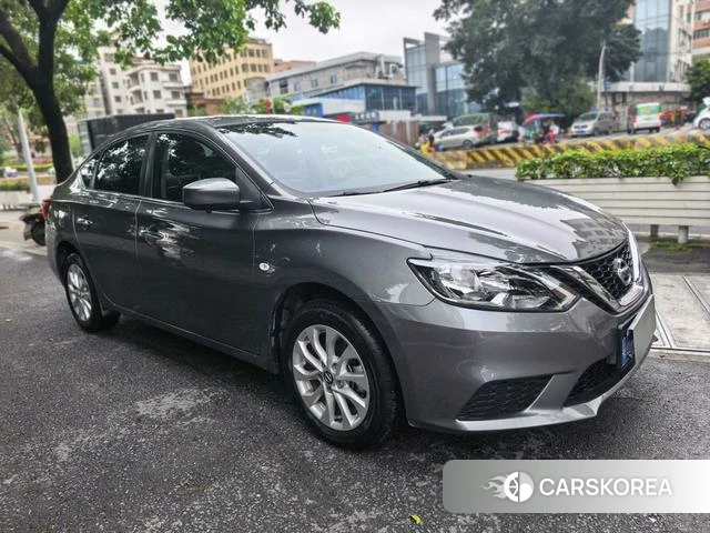 Nissan Sylphy 2024 Серебристо-серый из Китая, фото 4