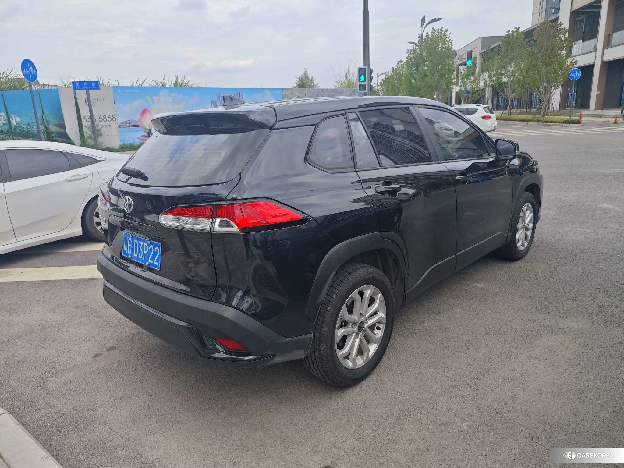 Toyota Frontlander 2023 Черный из Китая, фото 4