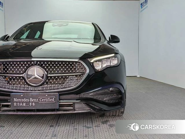 Mercedes-Benz E-Class 2025 Черный из Китая, фото 4