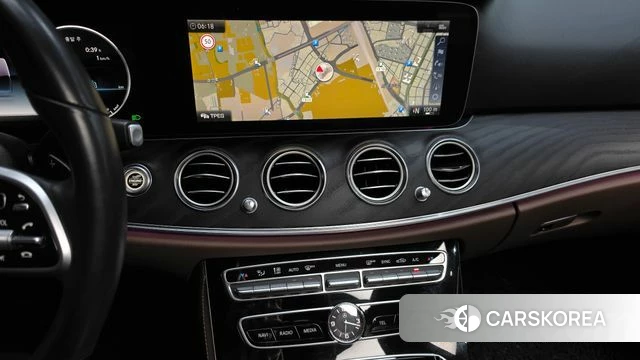 Mercedes-Benz E-Class W213 2018 Черный из Кореи, фото 4