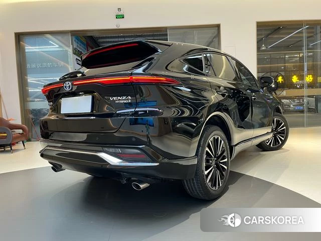 Toyota Venza 2022 Черный из Китая, фото 4